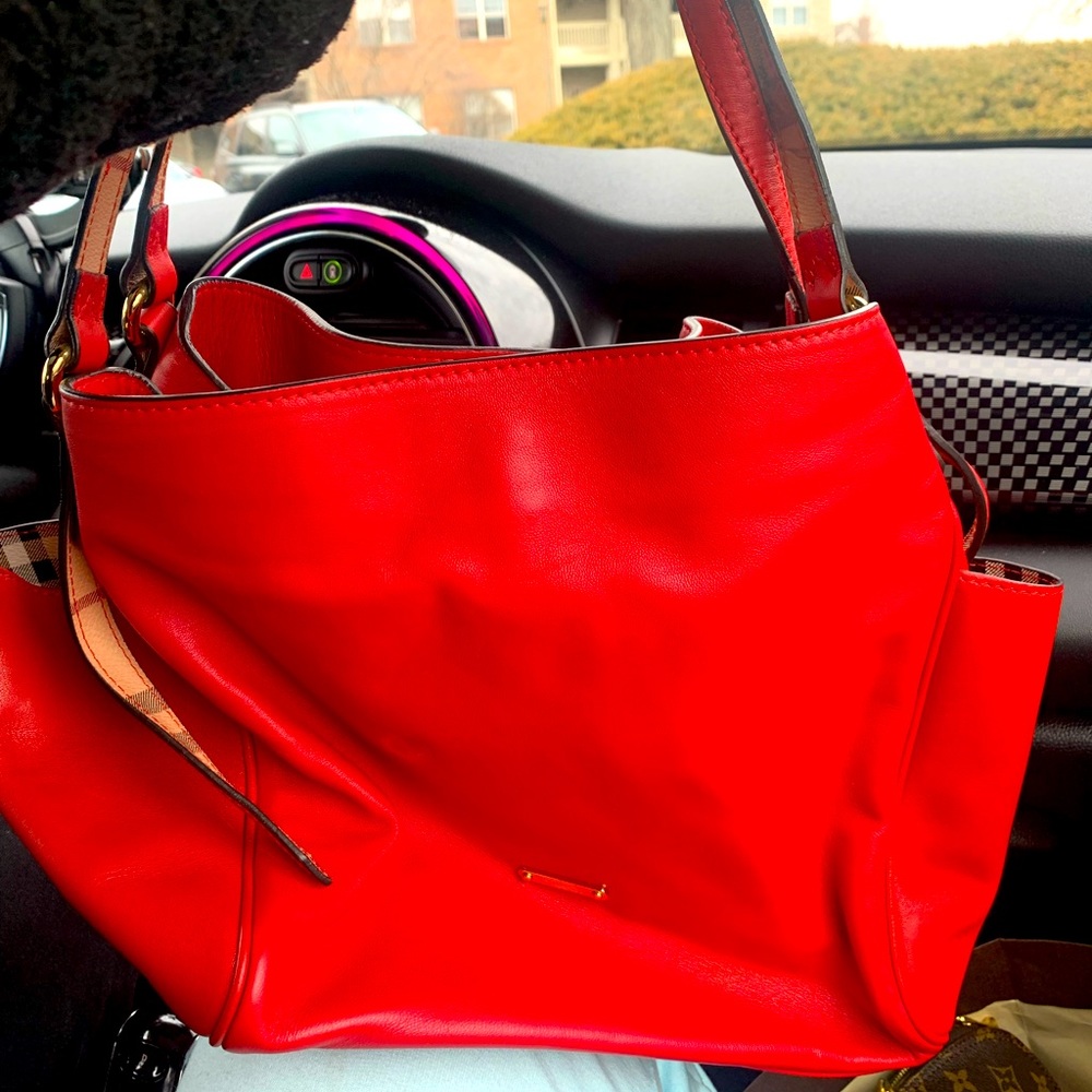 Brand new Burberry Purse